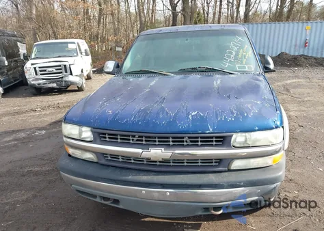 2002 Chevrolet Silverado 1500 Ls z USA, uszkodzony, nr VIN 2GCEK19T621304248